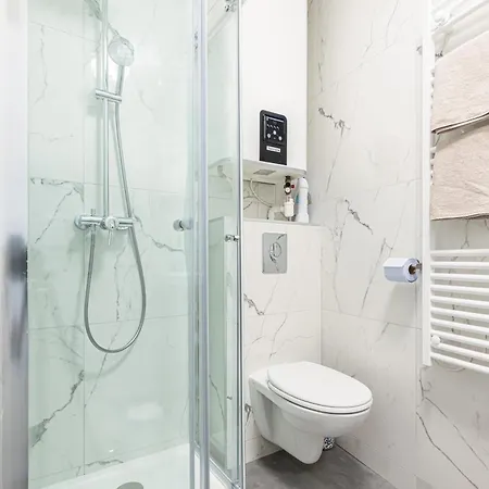 Apartament La Casa Reine Jeanne- Pres De La Gare - Wifi - Parking - Neuf Et Confort *