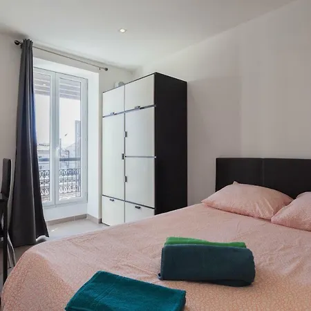 La Casa Reine Jeanne- Pres De La Gare - Wifi - Parking - Neuf Et Confort *