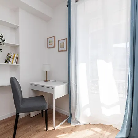 Apartment La Casa Reine Jeanne- Pres De La Gare - Wifi - Parking - Neuf Et Confort *