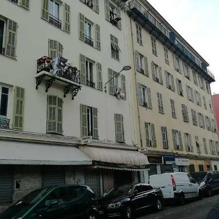 La Casa Reine Jeanne- Pres De La Gare - Wifi - Parking - Neuf Et Confort *